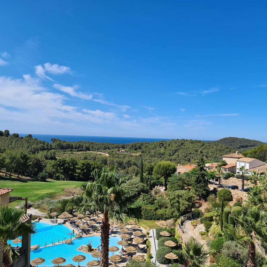 Superbe Villa-Domaine Avec Golf Piscine Et Tennis Сен Сир сюр Мер Екстериор снимка