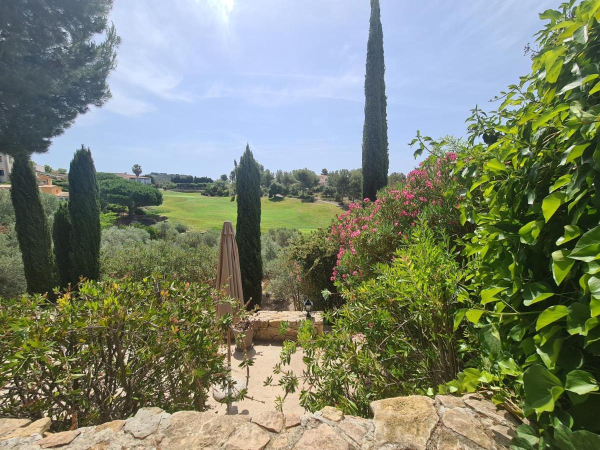 Superbe Villa-Domaine Avec Golf Piscine Et Tennis Сен Сир сюр Мер Екстериор снимка