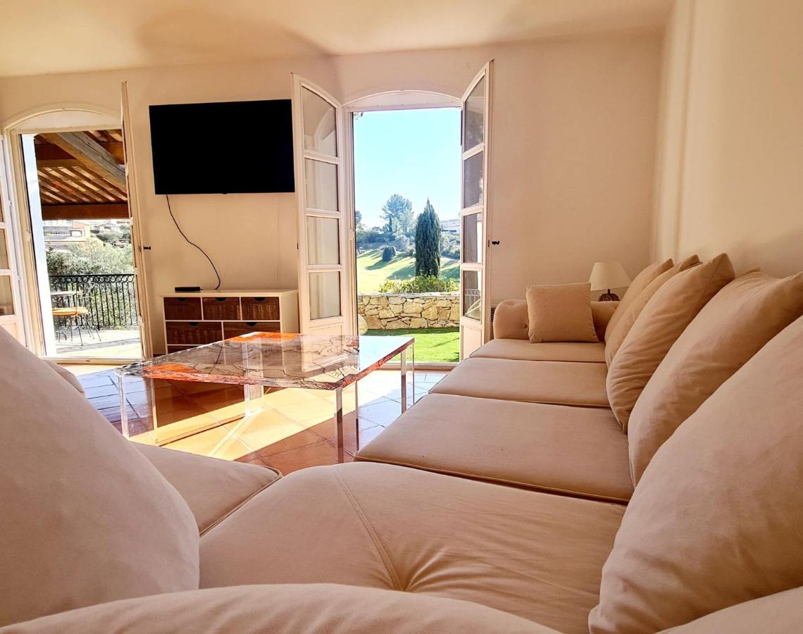 Superbe Villa-Domaine Avec Golf Piscine Et Tennis Сен Сир сюр Мер Екстериор снимка